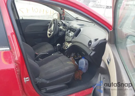 2012 Chevrolet Sonic 2Lt из США, поврежденный, VIN 1G1JC5SH8C4219953